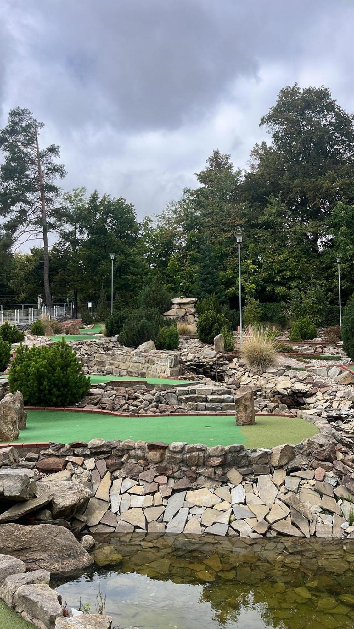 Apartmany U Golfu イフラヴァ エクステリア 写真